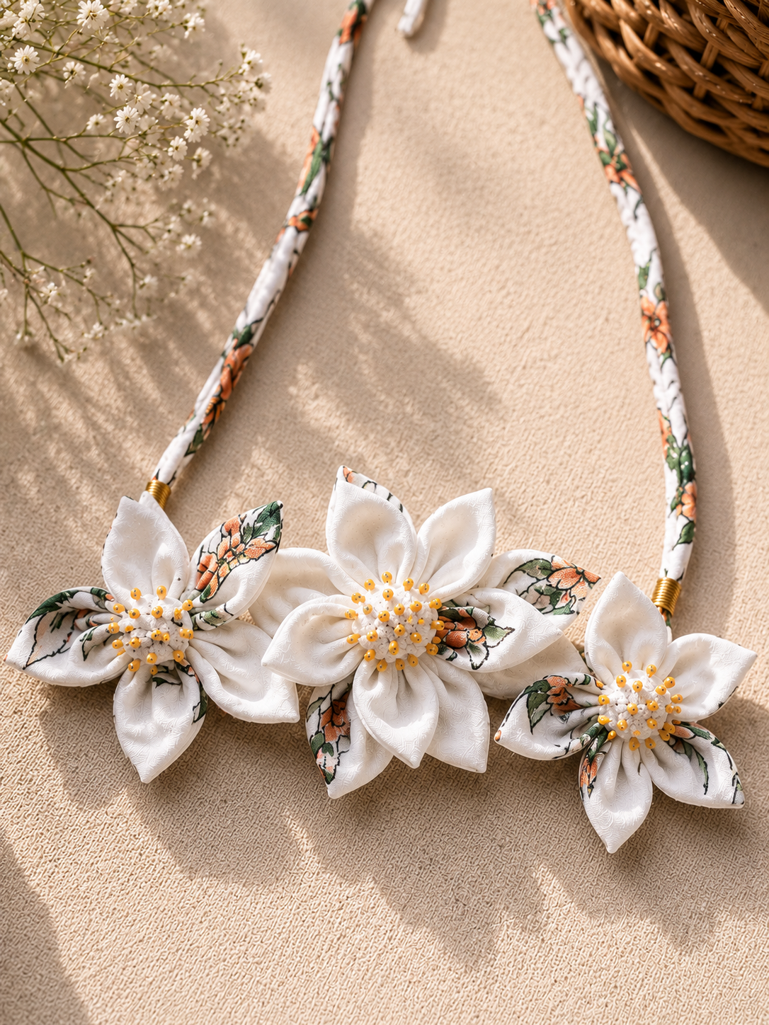 Flora Tie-up Necklace