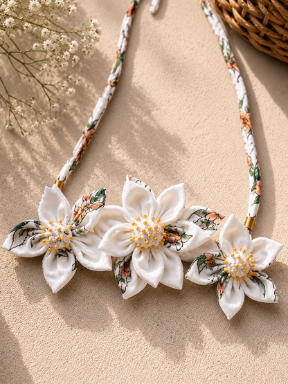 Flora Tie-up Necklace